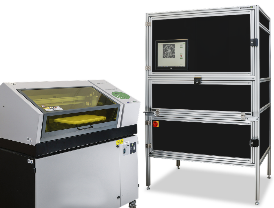 pvPhotobox system for coin printing, closed with printer