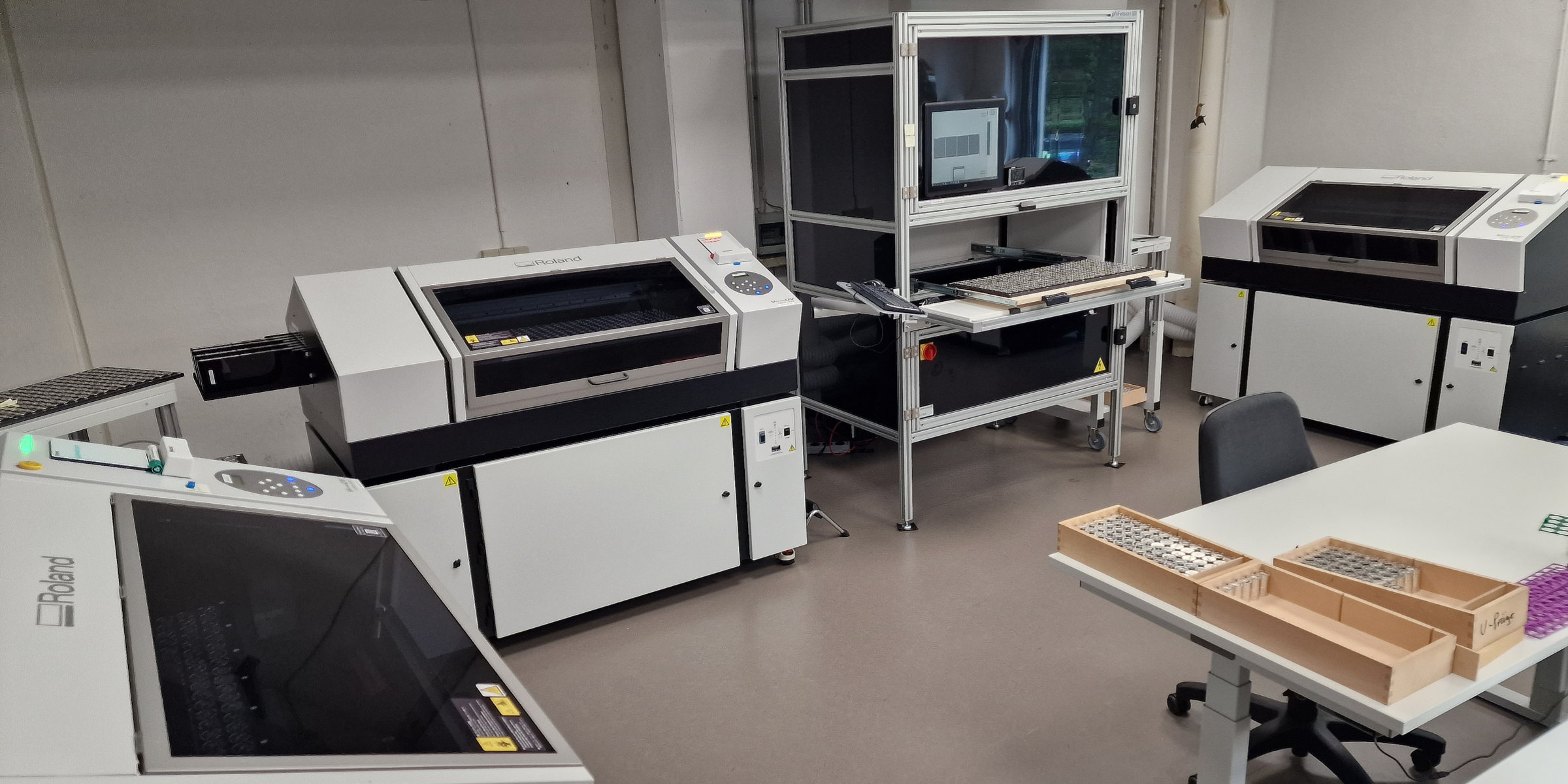 pvPhotobox with several digital printers at Hamburg mint